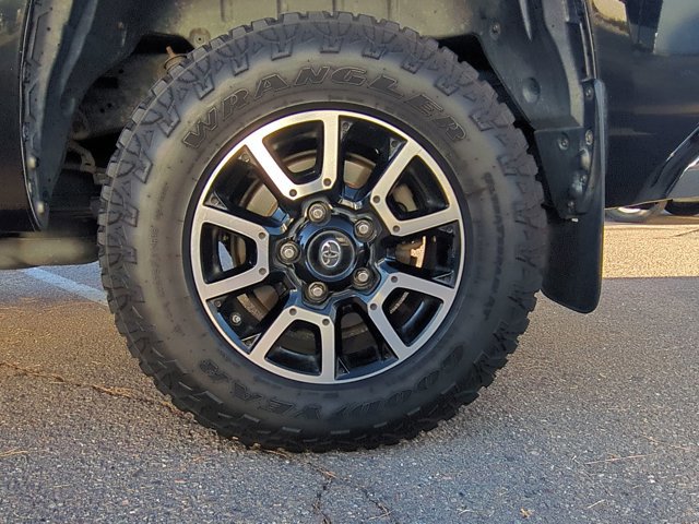 Used 2017 Toyota Tundra SR5 image 16