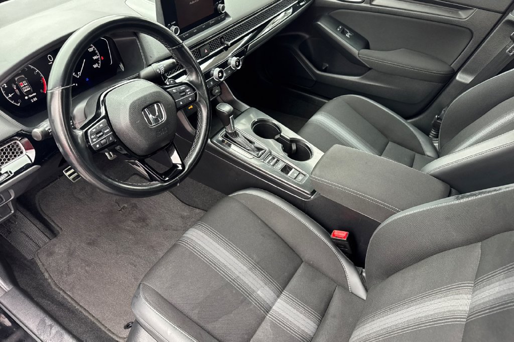 Used 2023 Honda Civic Sport image 12
