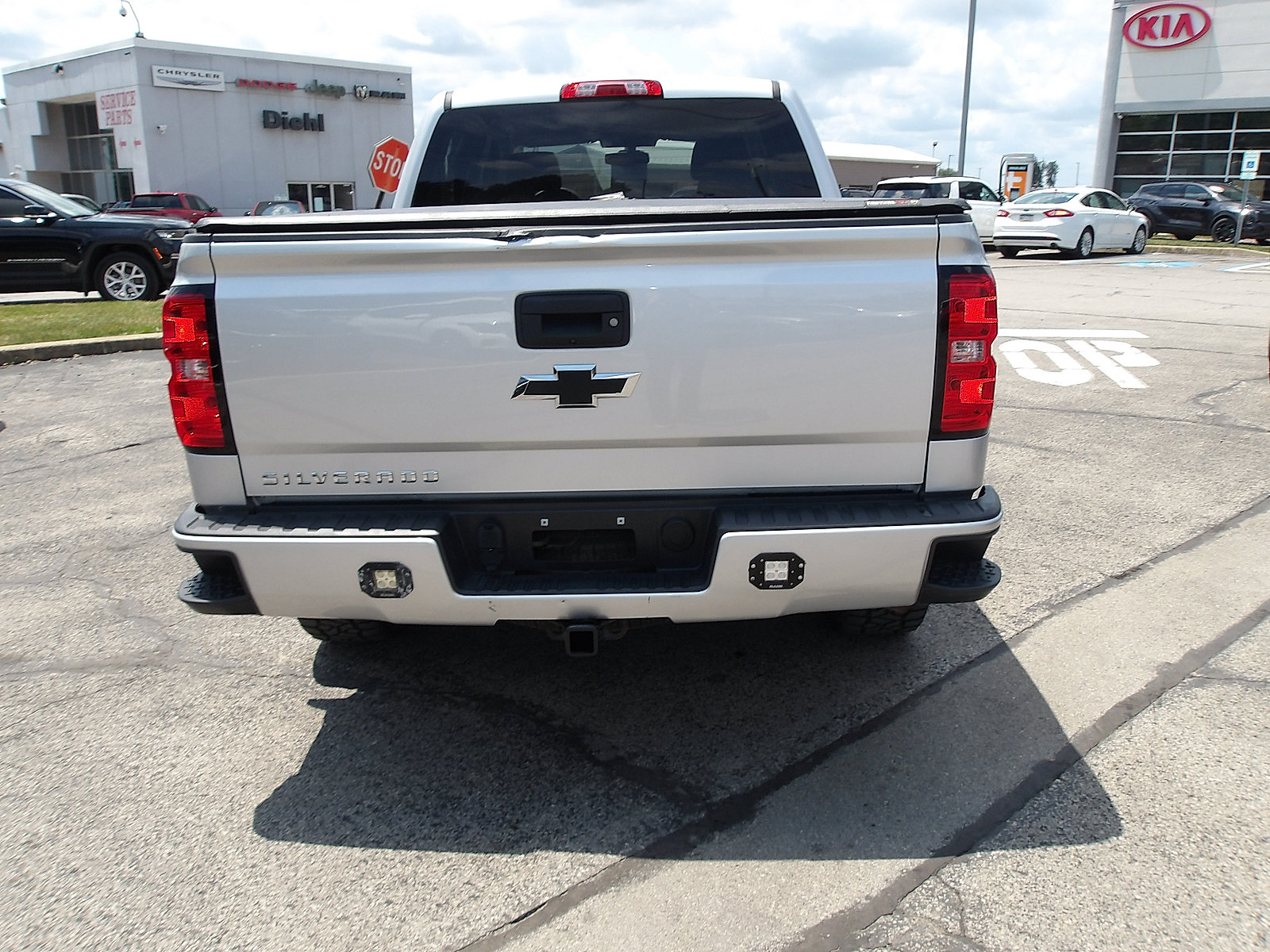 Used 2018 Chevrolet Silverado 1500 Custom w/ Custom Value Package AWD/4WD image 6