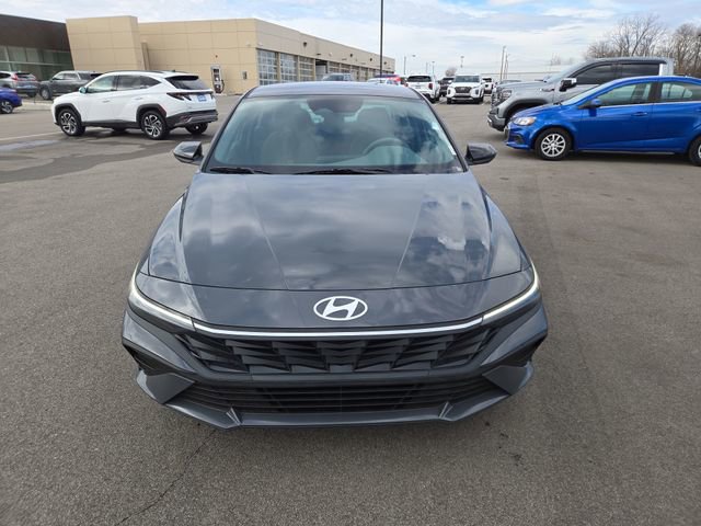 New 2026 Hyundai Elantra Sport FWD image 3