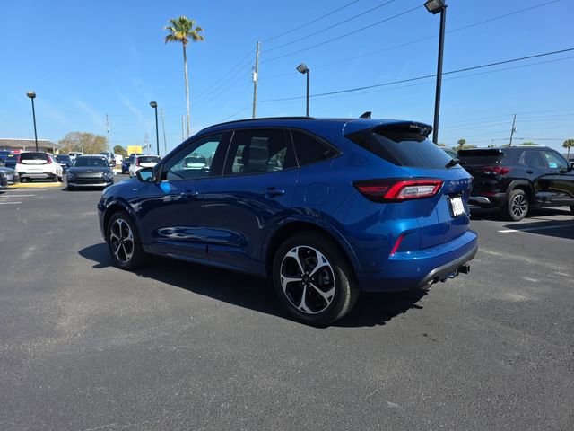 Used 2023 Ford Escape ST-Line Elite w/ Premium Technology Package image 5