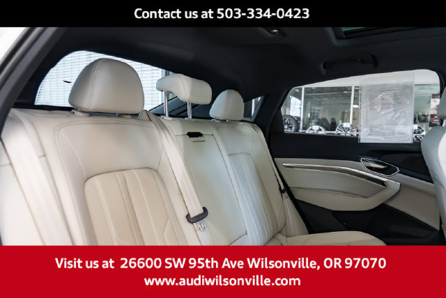 Used 2024 Audi Q8 e-tron Premium Plus w/ Premium Plus Package AWD/4WD image 31