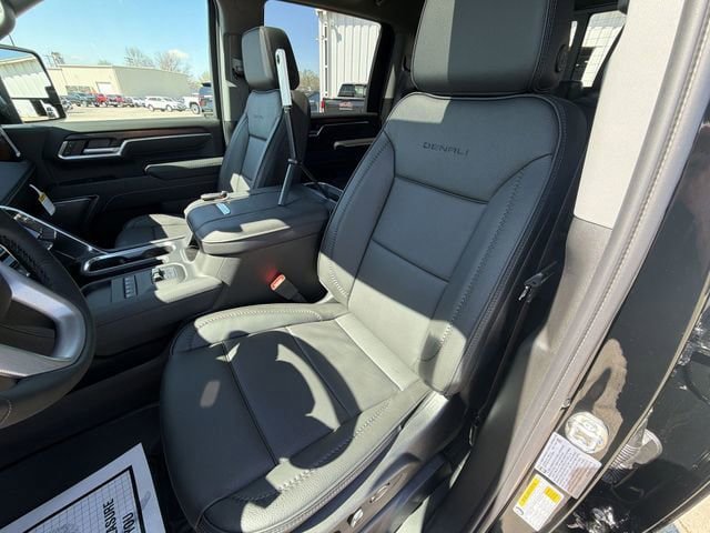 New 2026 GMC Sierra 2500 Denali w/ Denali Reserve Package AWD/4WD image 21