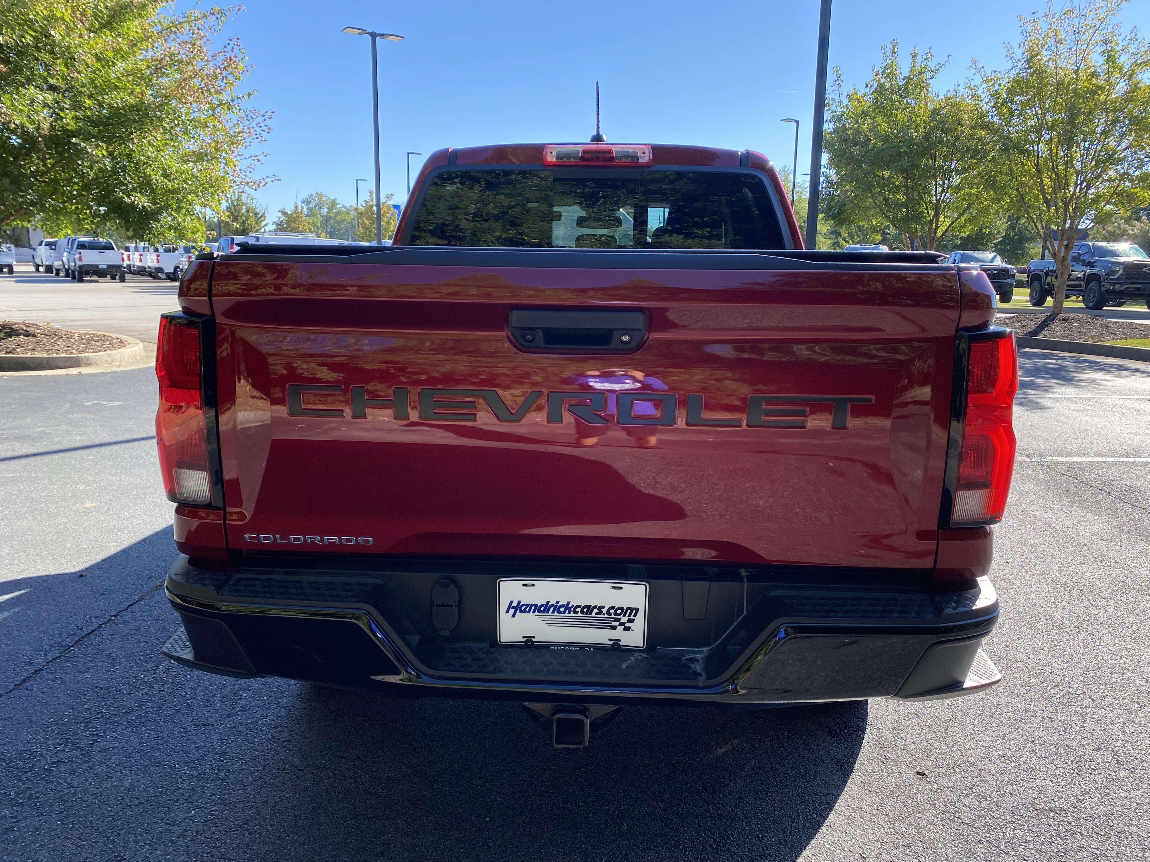 Used 2023 Chevrolet Colorado Z71 w/ Z71 Convenience Package 2 AWD/4WD image 8
