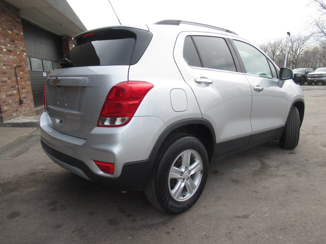 Used 2019 Chevrolet Trax LT w/ LT Convenience Package image 8