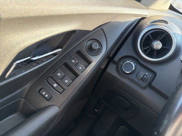 Used 2016 Chevrolet Trax LT w/ LT Convenience Package image 21