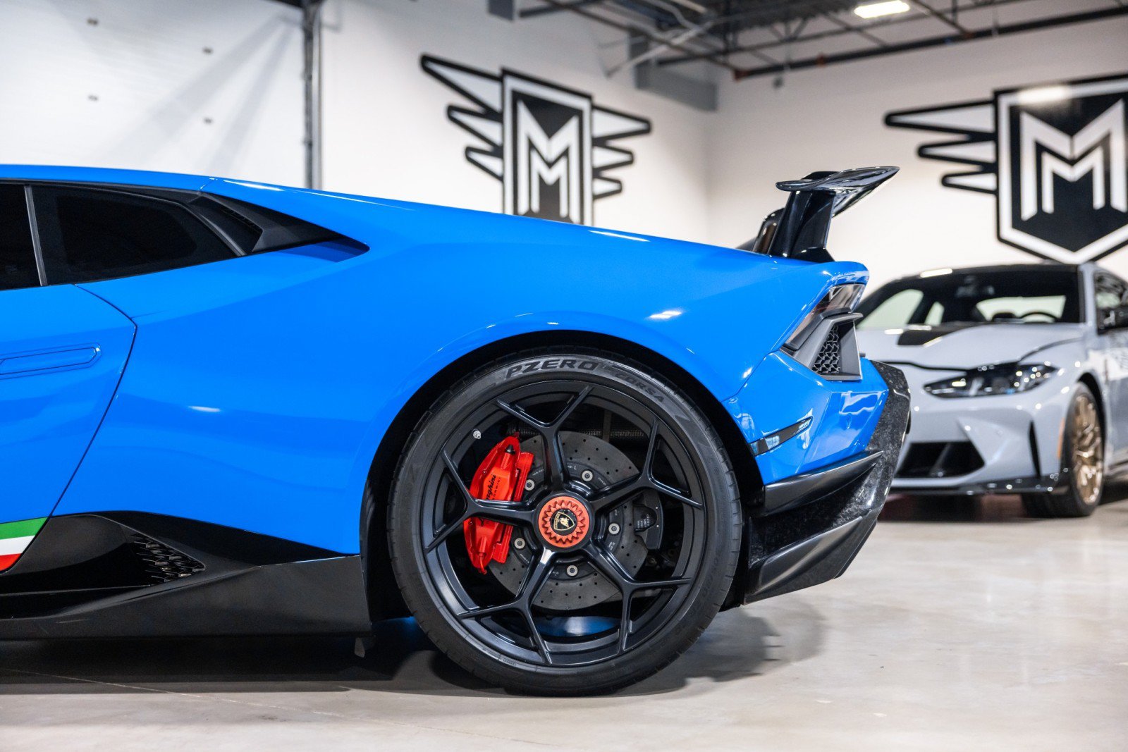 Used 2018 Lamborghini Huracan Performante AWD/4WD image 20