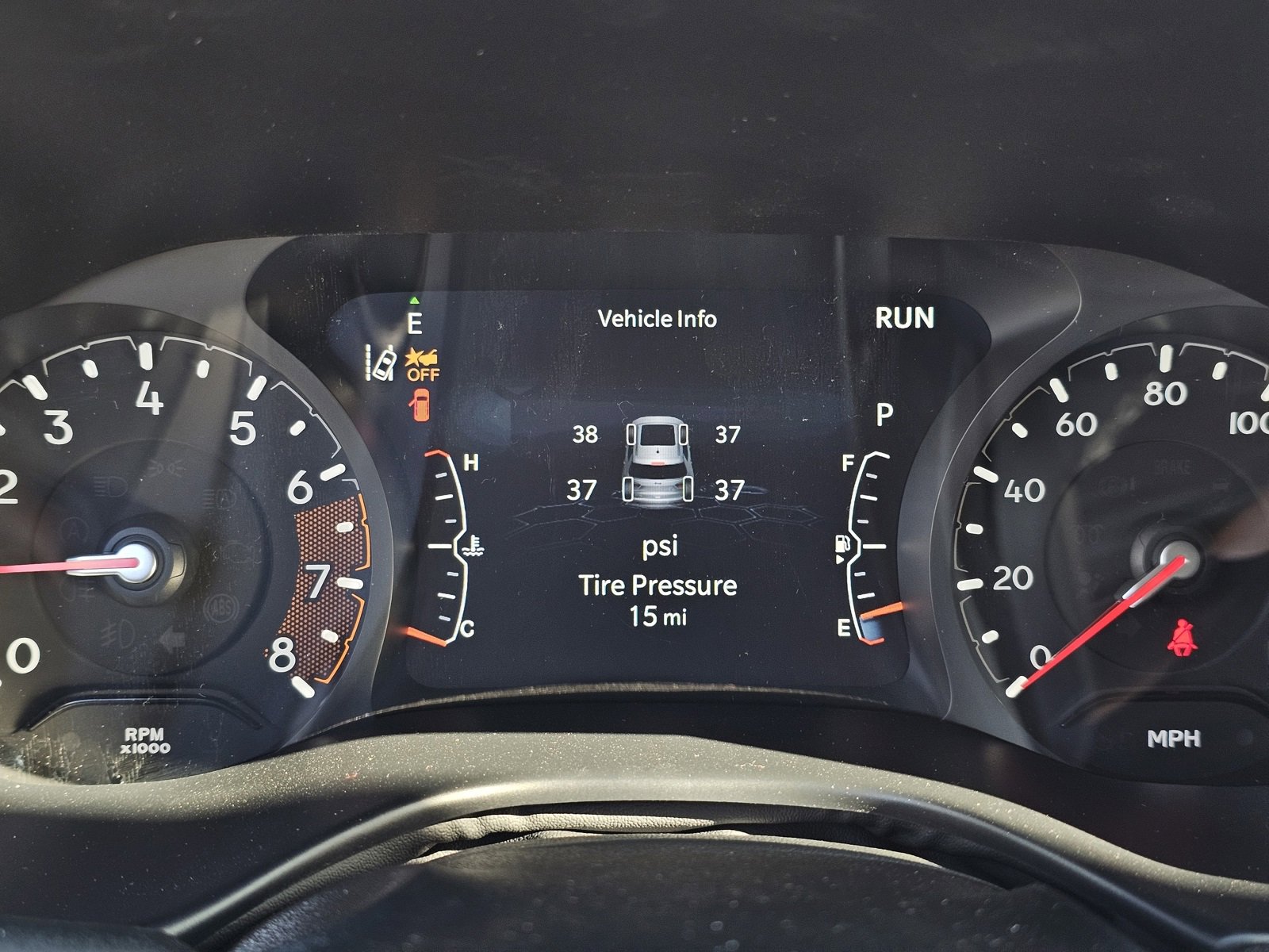 New 2026 Jeep Compass Latitude image 11