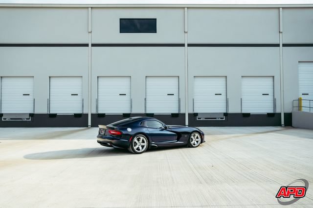 Used 2014 SRT Viper SRT-10 w/ Exterior Carbon Fiber Package RWD image 70