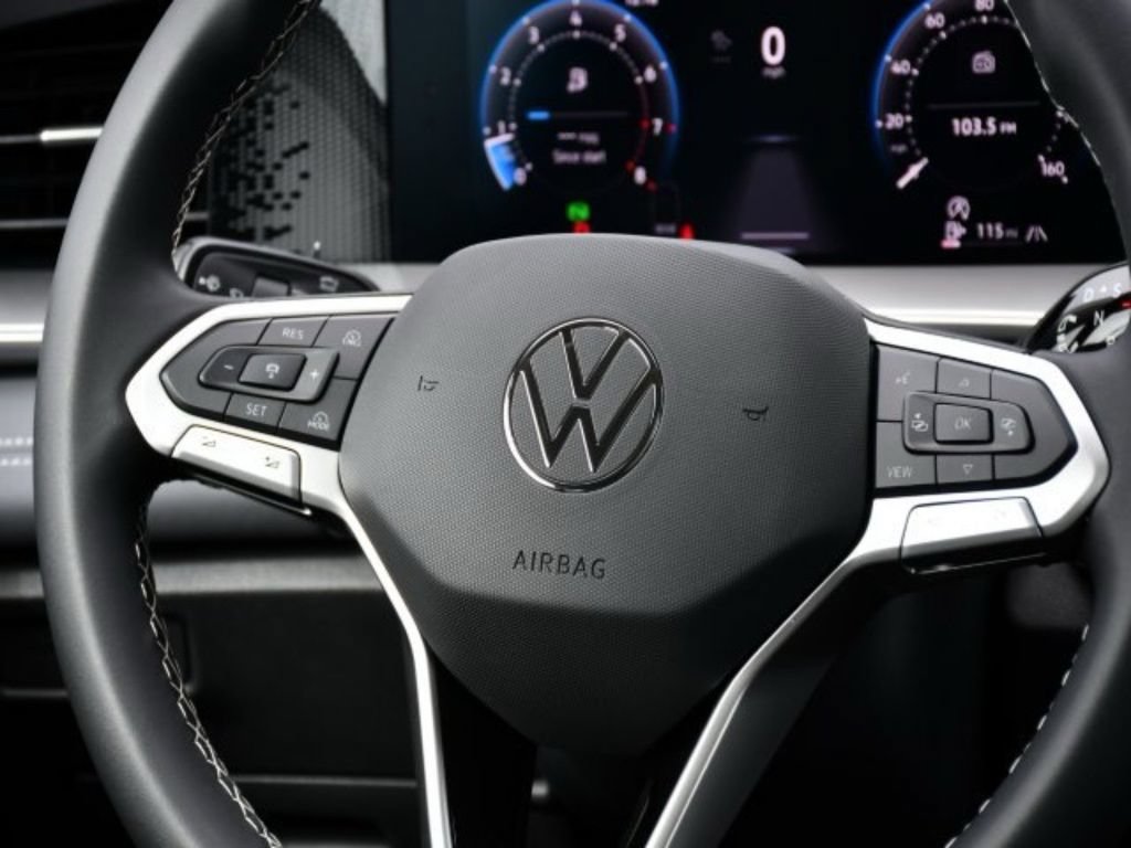 New 2025 Volkswagen Tiguan SE AWD/4WD image 20