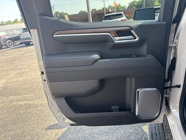 New 2026 Chevrolet Silverado 1500 High Country AWD/4WD image 12