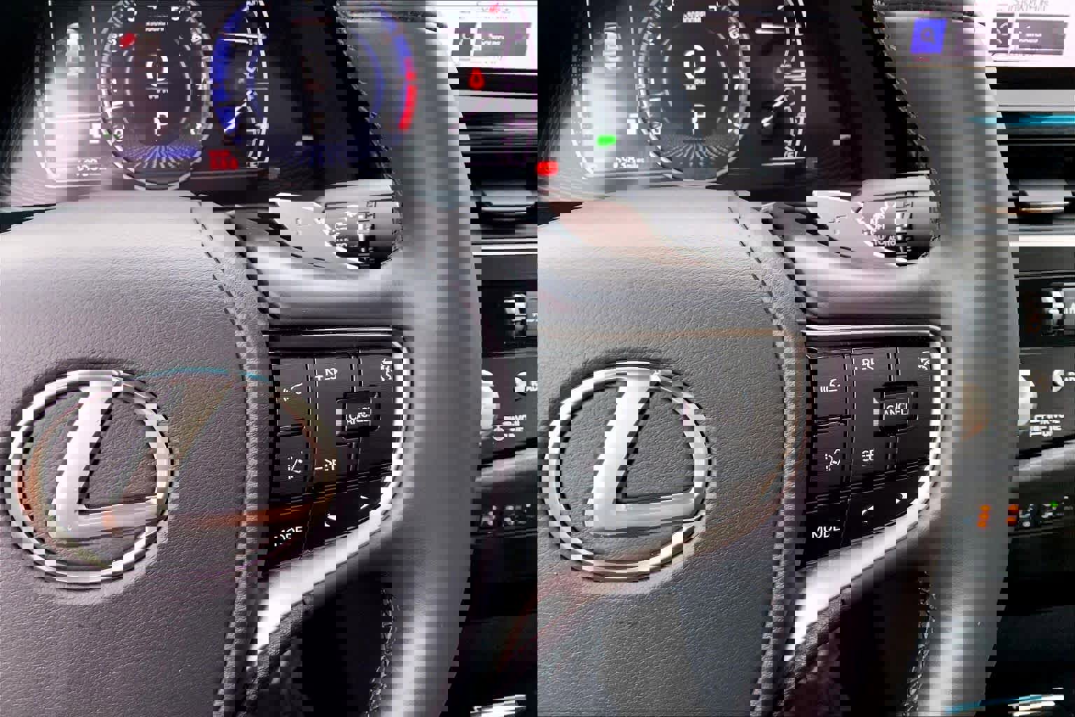 Certified 2025 Lexus ES 350 w/ Premium Package image 25