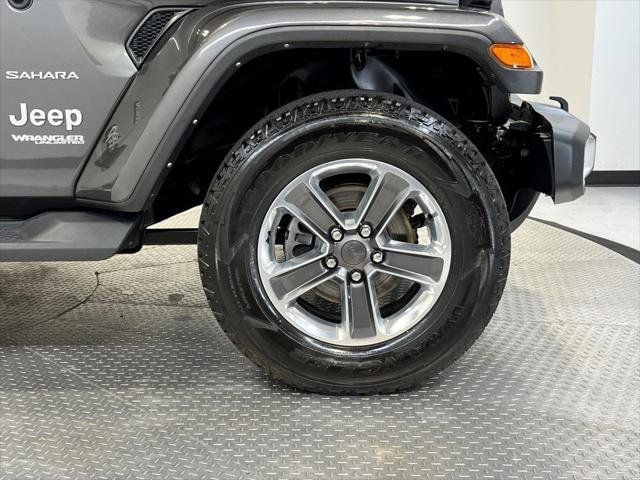 Certified 2022 Jeep Wrangler Unlimited Sahara w/ Cold Weather Group image 11