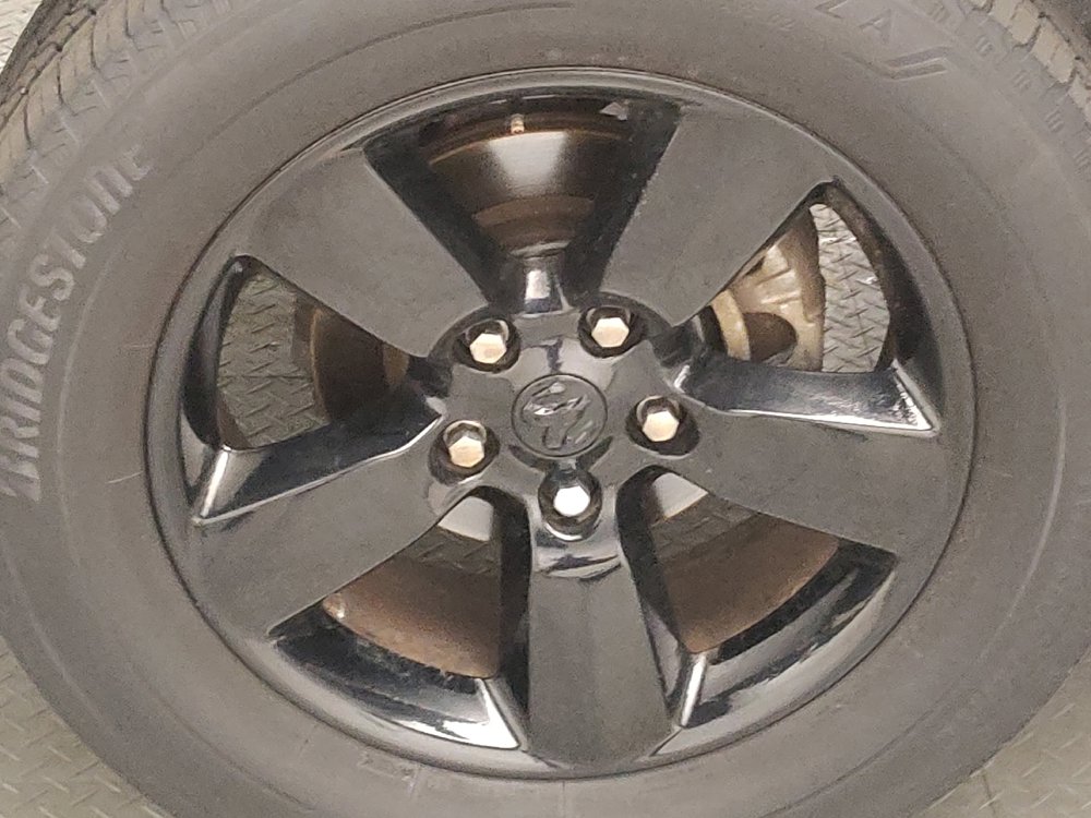 Used 2017 RAM 1500 Express RWD image 31