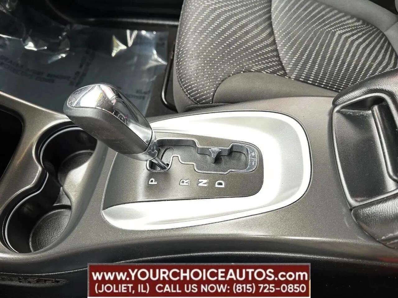 Used 2020 Dodge Journey SE FWD image 29