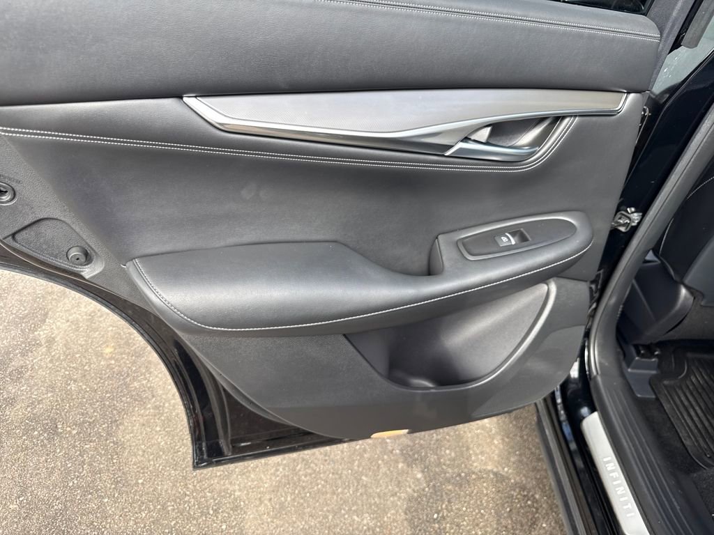 Used 2025 INFINITI QX55 Luxe AWD/4WD image 35