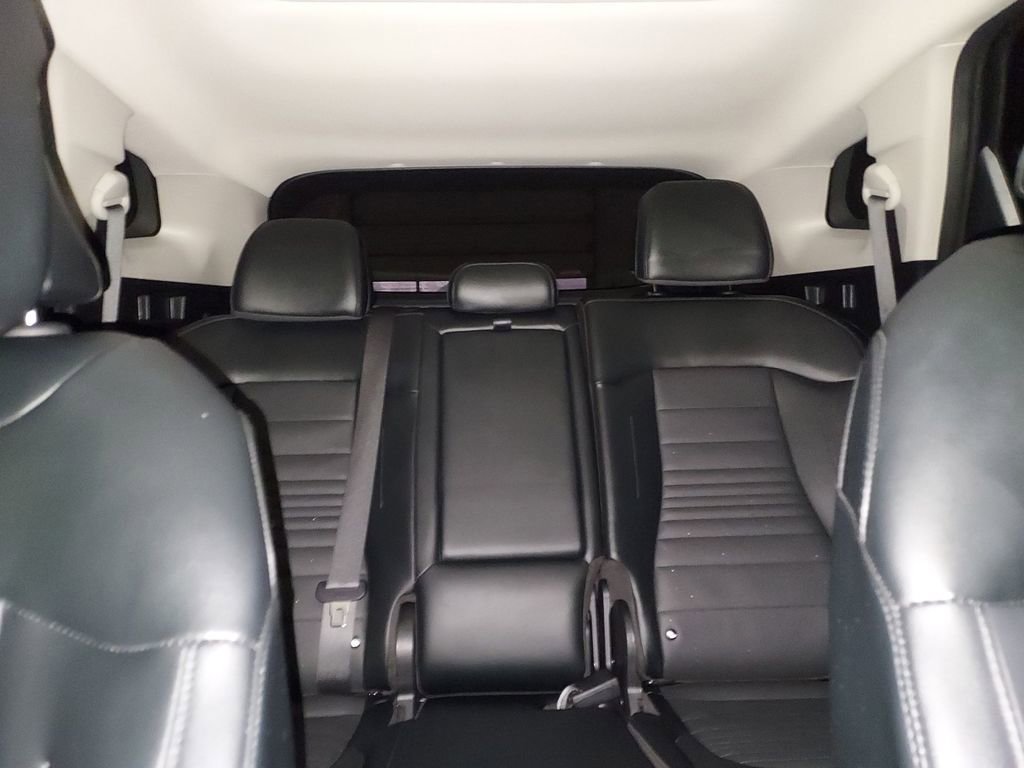 Used 2025 Kia Sportage SX image 13