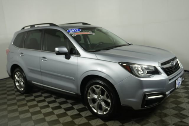 Used 2017 Subaru Forester 2.5i Touring image 2