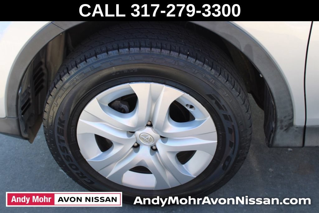 Used 2014 Toyota RAV4 LE FWD image 11
