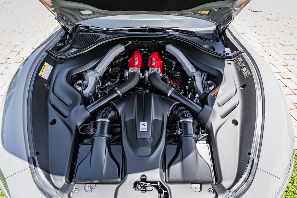 Used 2022 Ferrari Roma RWD image 42