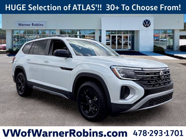 New 2026 Volkswagen Atlas Peak Edition