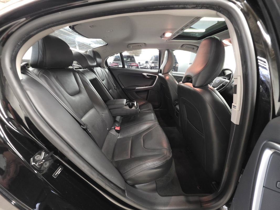 Used 2013 Volvo S60 T5 FWD image 11