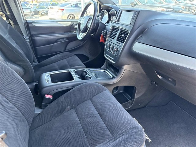 Used 2015 Dodge Grand Caravan SXT w/ Blacktop Package image 18