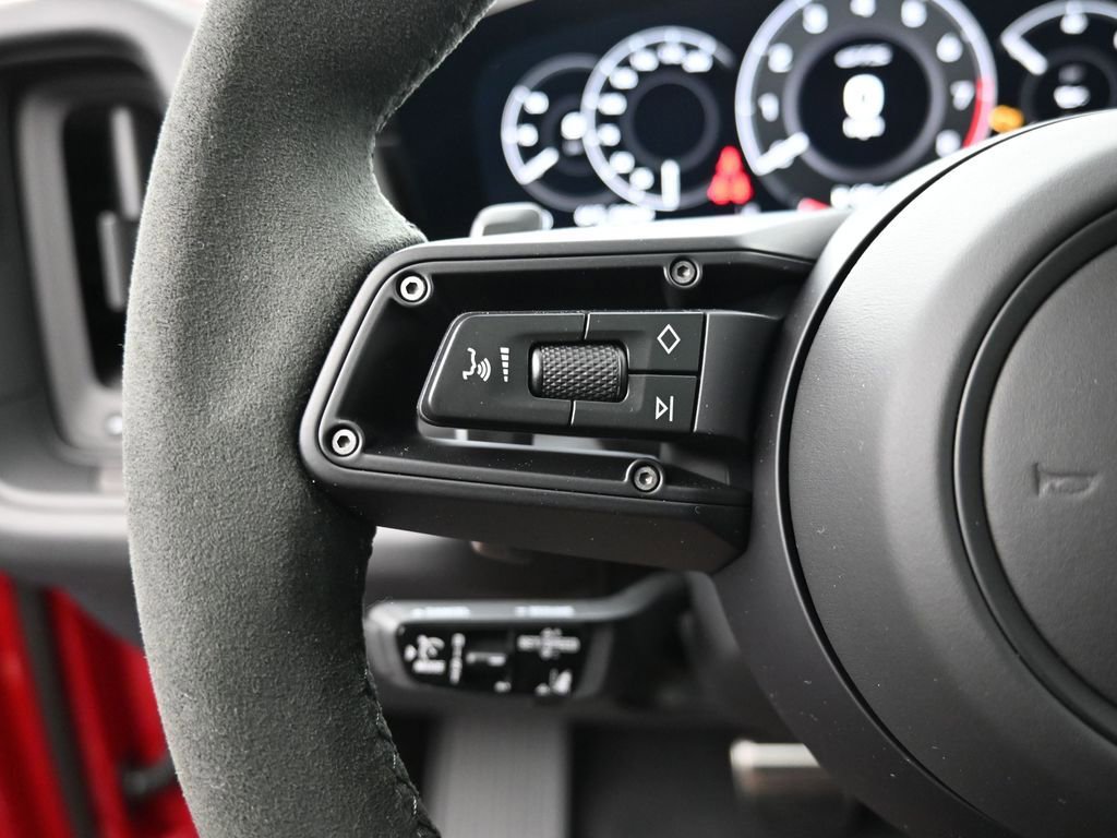 Certified 2026 Porsche Cayenne GTS image 10