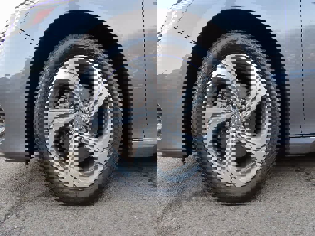 Used 2018 Honda Accord EX-L image 9