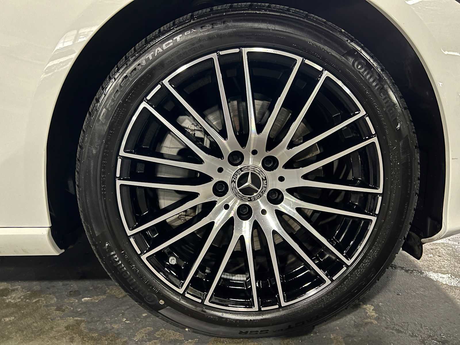 Used 2025 Mercedes-Benz C 300 Sedan image 9