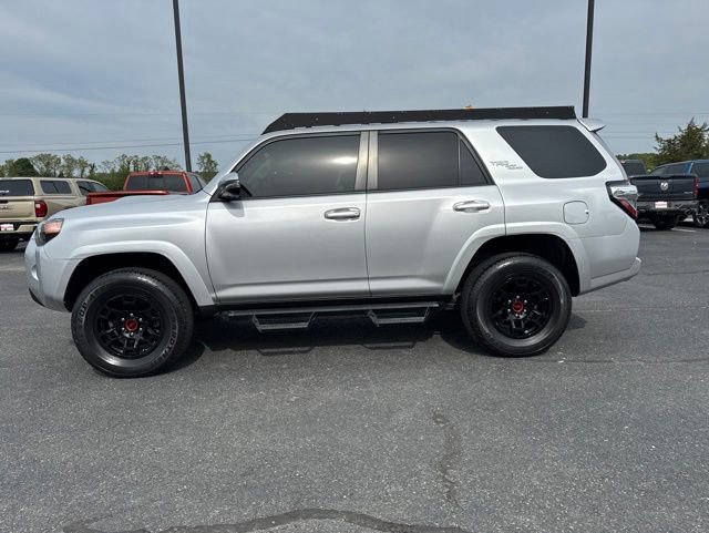 Used 2021 Toyota 4Runner TRD Off-Road Premium w/ Moonroof Package AWD/4WD image 22