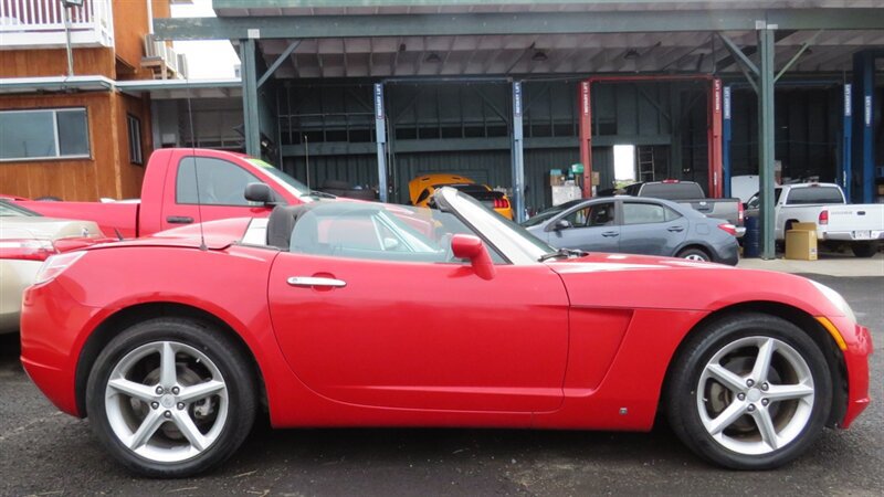 Used 2008 Saturn Sky RWD image 10