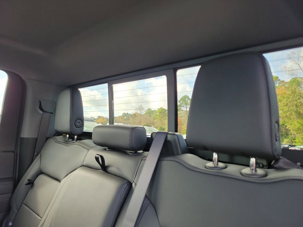 New 2025 GMC Sierra 3500 SLT w/ SLT Premium Package image 14