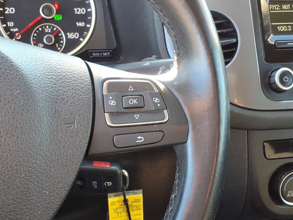 Used 2013 Volkswagen Tiguan S image 18