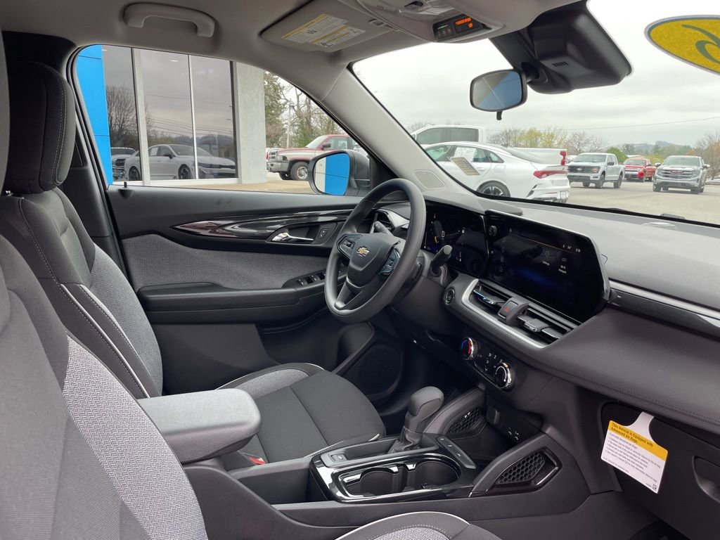 New 2026 Chevrolet TrailBlazer LS w/ LS Convenience Package FWD image 28