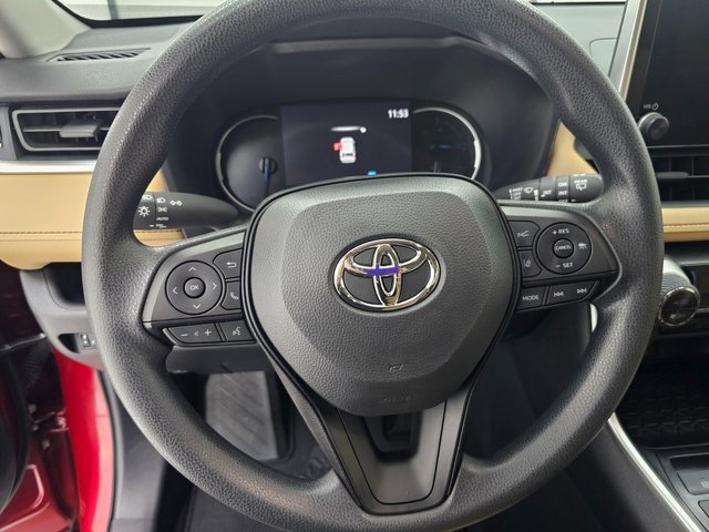 Used 2025 Toyota RAV4 XLE Premium image 9