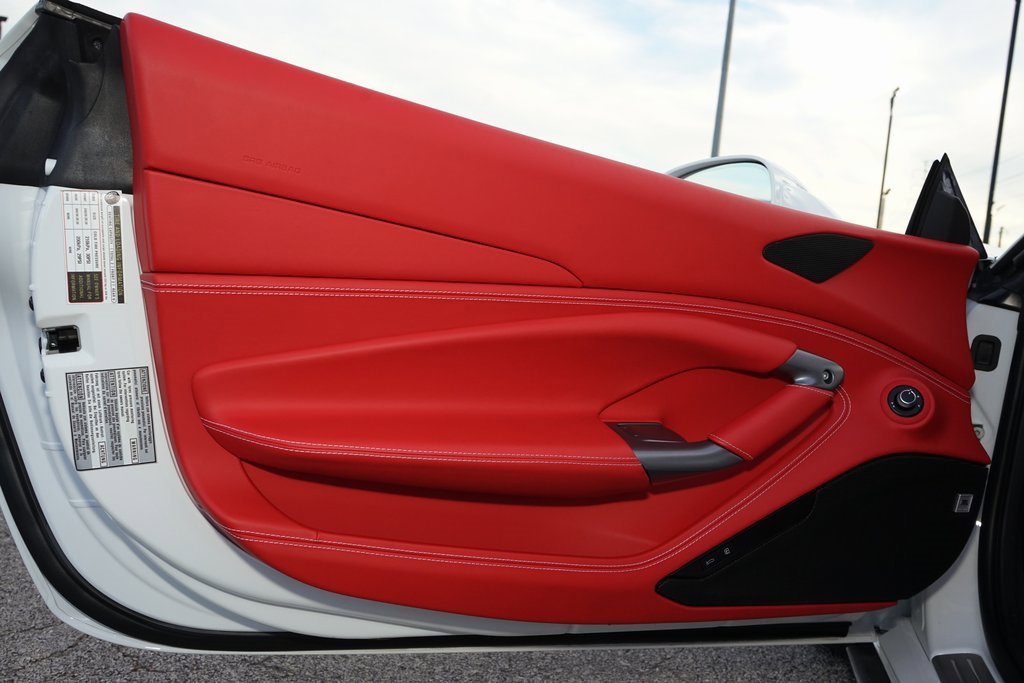 Used 2023 Ferrari F8 Tributo image 21