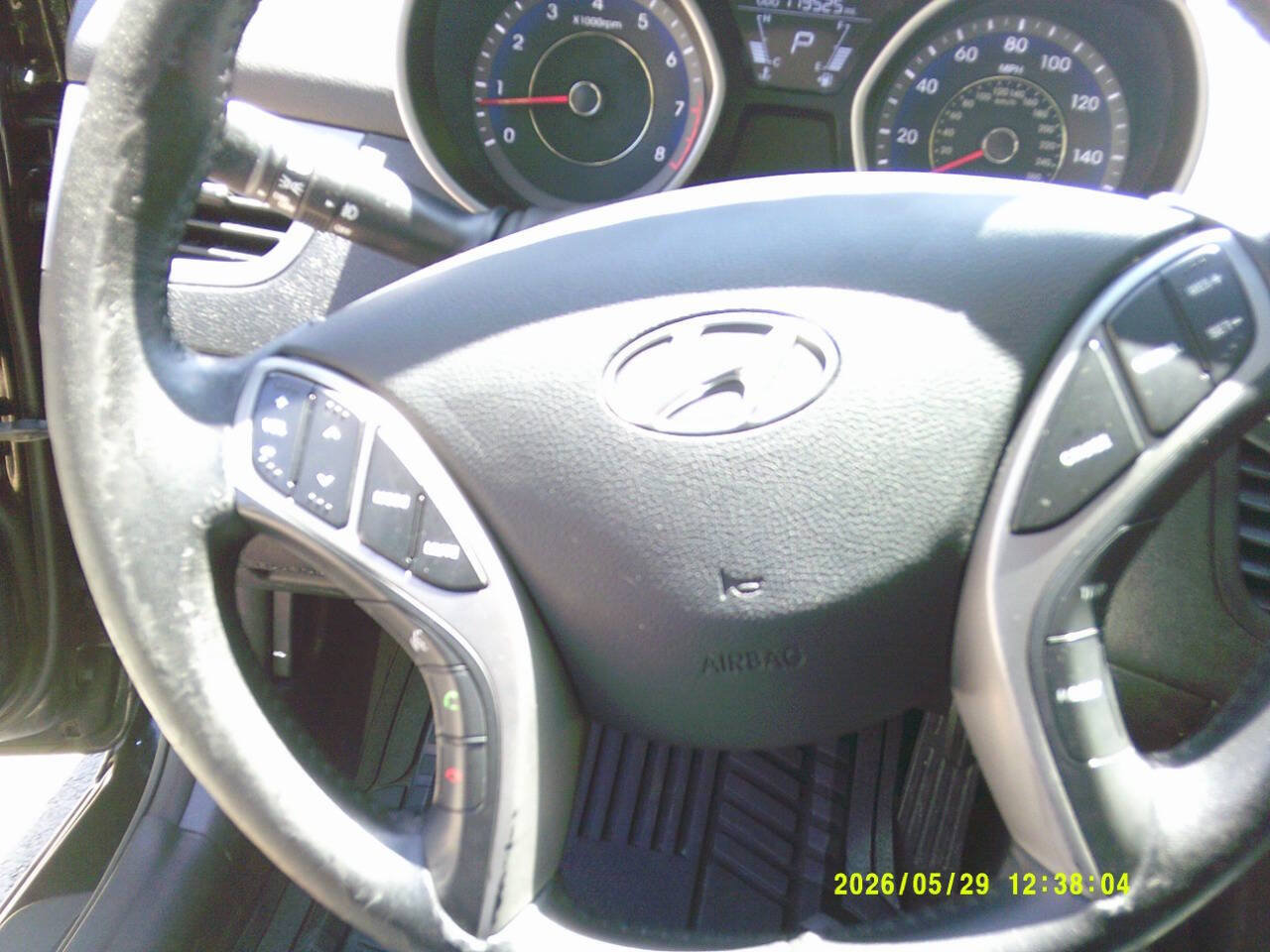 Used 2013 Hyundai Elantra Limited FWD image 12