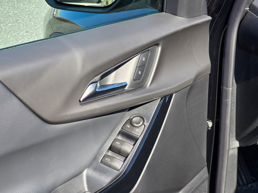 New 2026 Chevrolet Equinox LT w/ Convenience Package II image 31