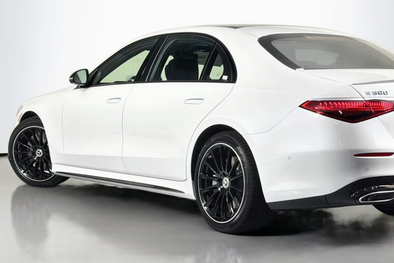 New 2026 Mercedes-Benz S 500 4MATIC image 14