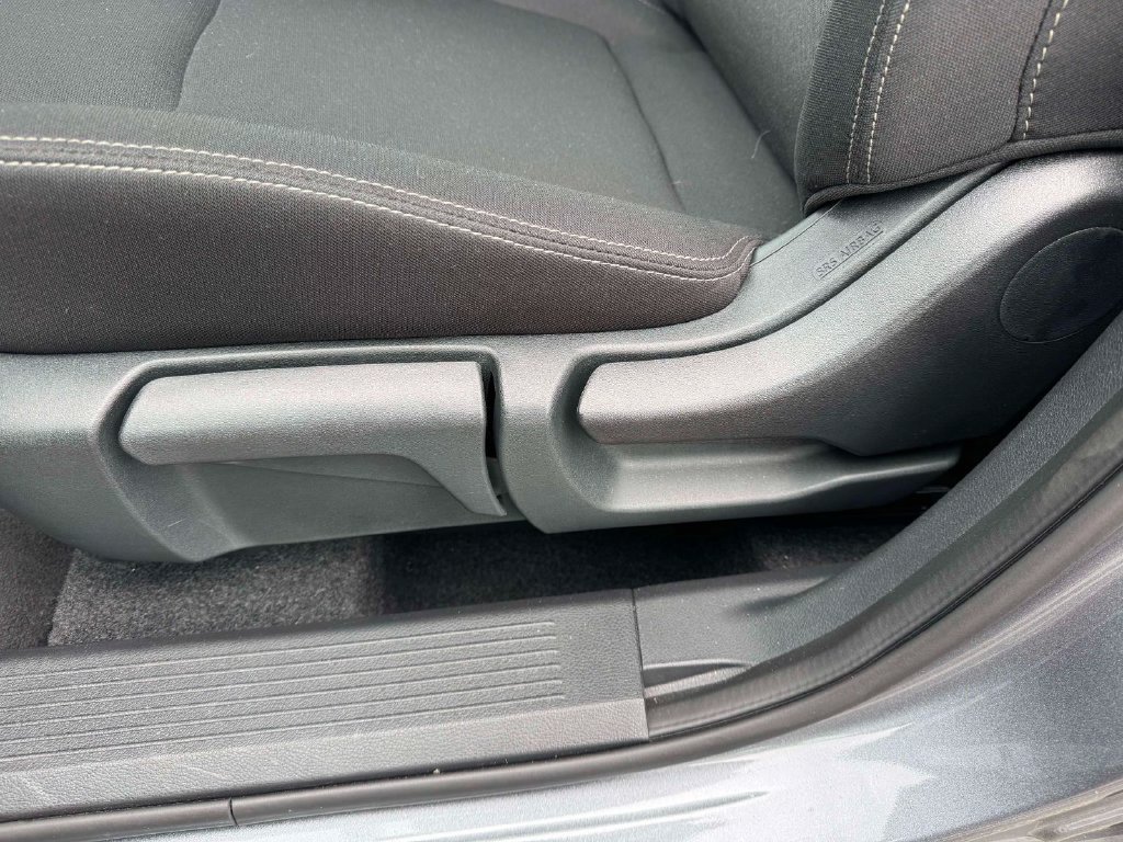 Used 2026 Nissan Rogue S AWD/4WD image 17
