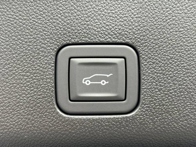 New 2026 Chevrolet Suburban LT w/ Comfort Package AWD/4WD image 38