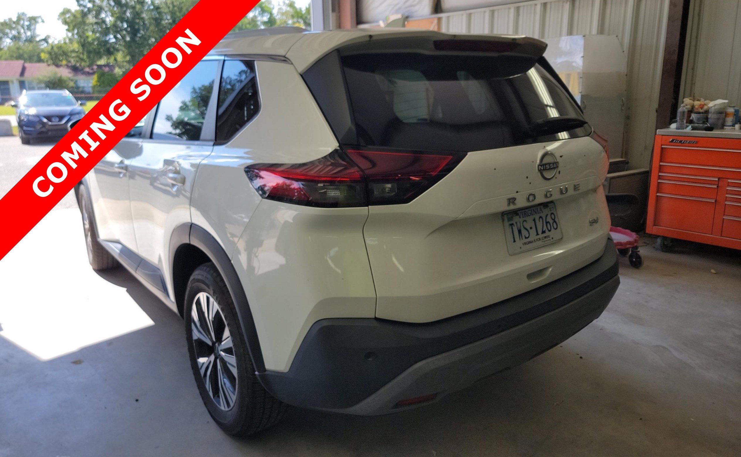 Used 2022 Nissan Rogue SV w/ SV Premium Package FWD image 4
