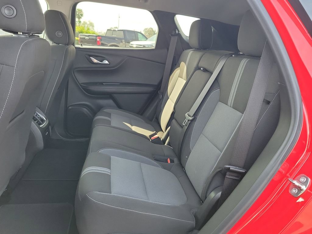 Used 2023 Chevrolet Blazer LT FWD image 23
