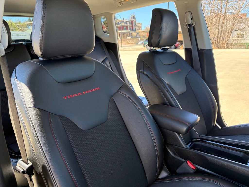 Used 2022 Jeep Compass Trailhawk w/ Trailhawk Convenience Group image 13