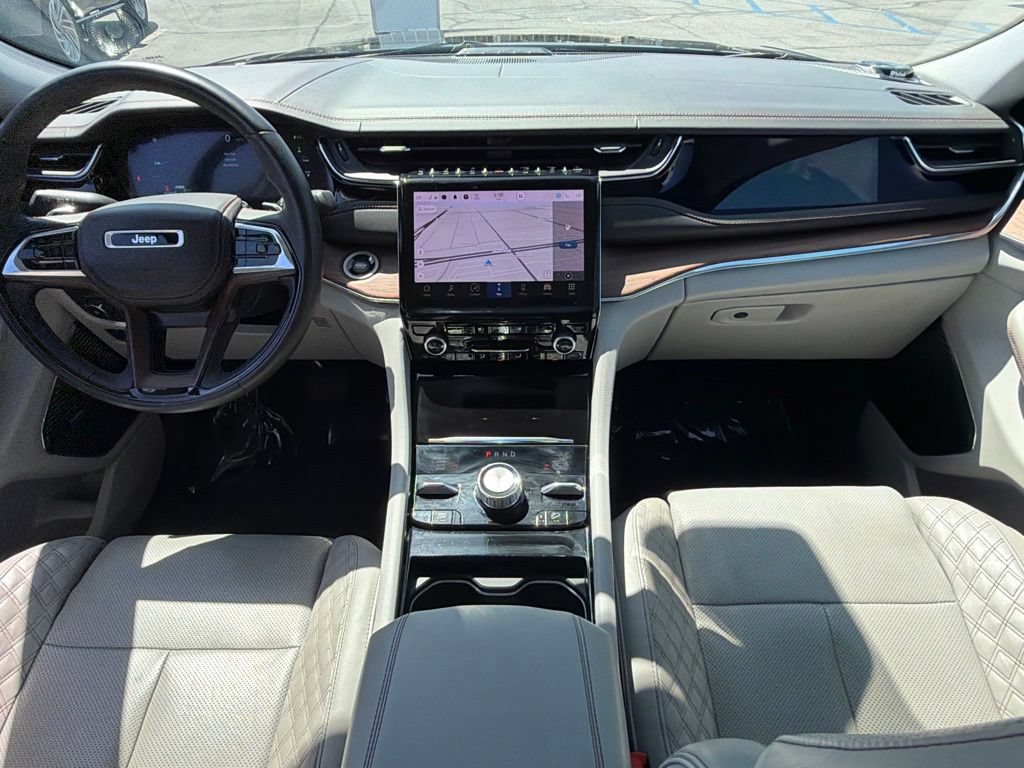 Used 2022 Jeep Grand Cherokee Summit w/ Advanced Protech Group IV AWD/4WD image 36