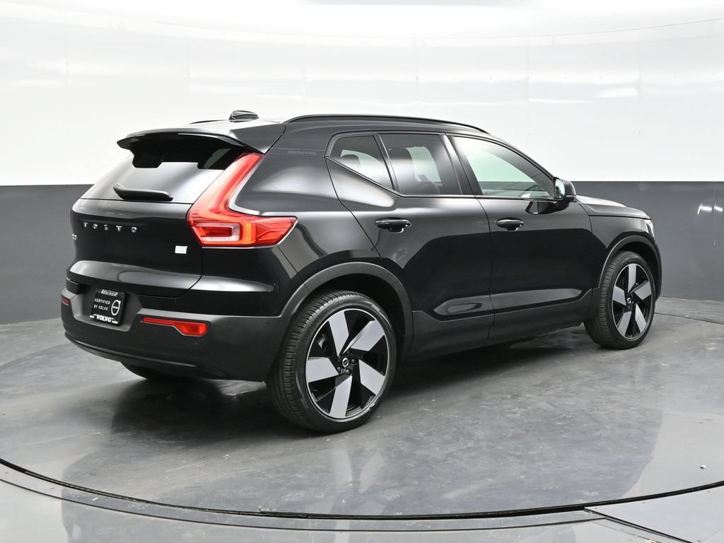 Used 2023 Volvo XC40 Recharge Ultimate w/ Protection Package Premier AWD/4WD image 7