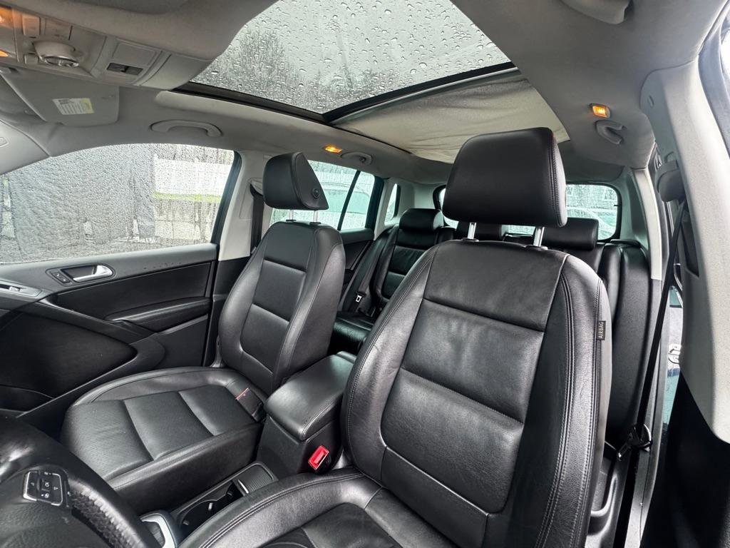 Used 2011 Volkswagen Tiguan S AWD/4WD image 10