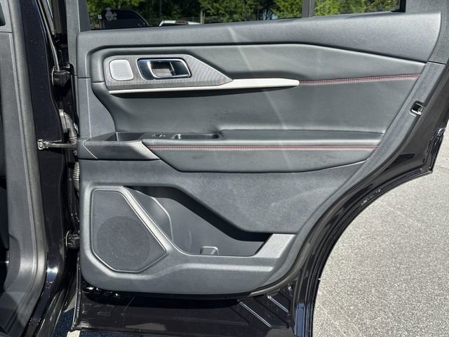 Used 2025 Ford Explorer ST w/ Sun And Sound Package AWD/4WD image 17