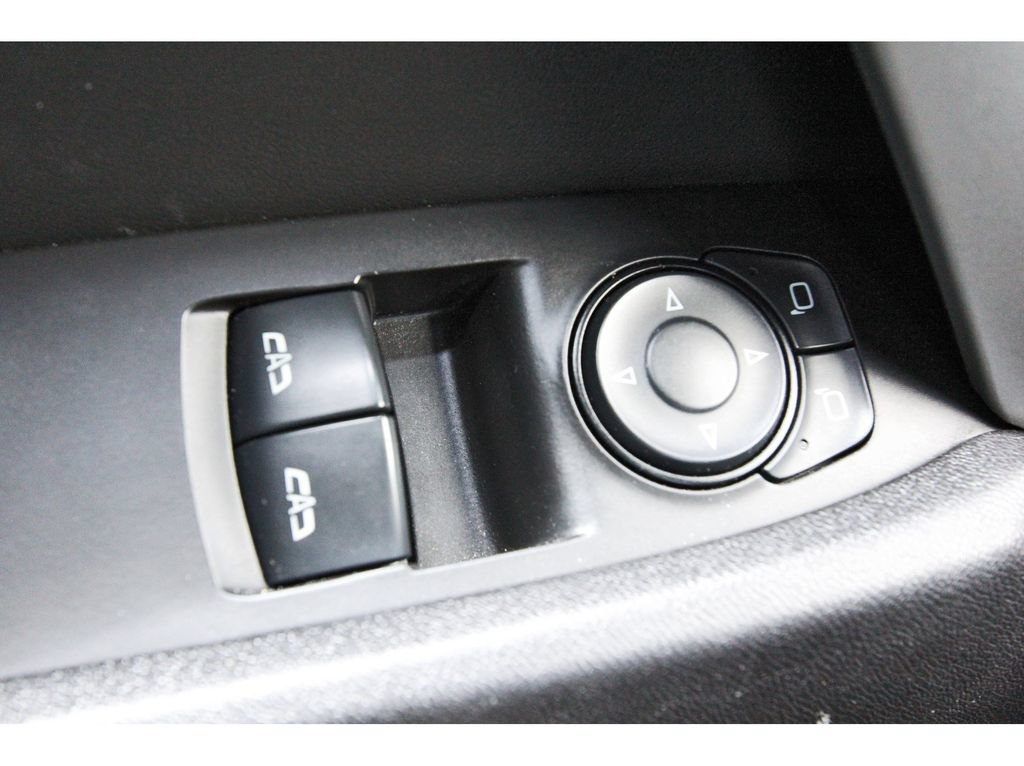 Used 2017 Chevrolet Camaro LT RWD image 22